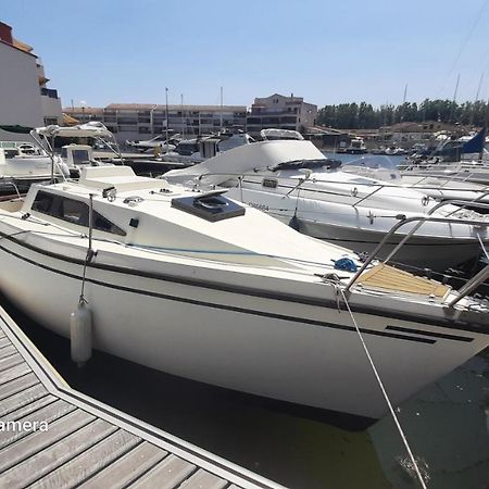 Nuit Insolite A Bord De L'Enata Un Voilier A Quai Sur La Marina De St Cyprien Saint-Cyprien  Εξωτερικό φωτογραφία